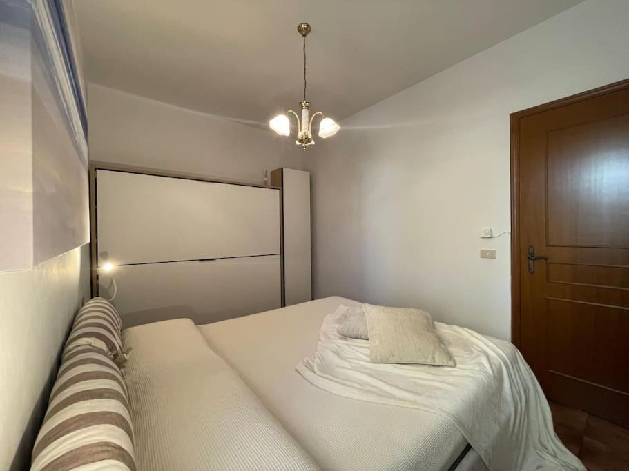 Free Parking Casa Con Giardino - Centro Mare A 5 Minuti Apartment Pietra Ligure Luaran gambar